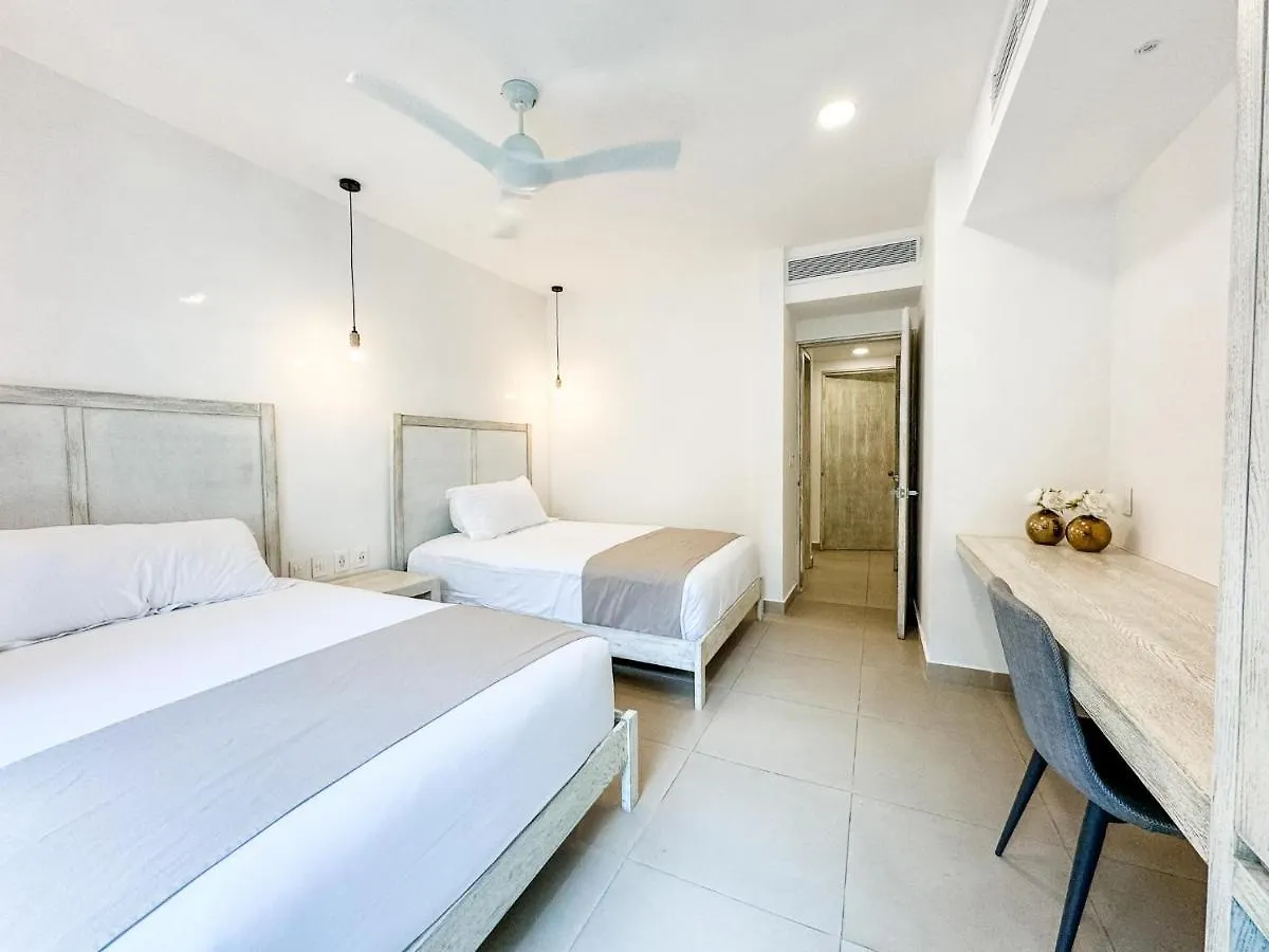 Ata30 -2 Bed Suite Gym Parking Wifi Beach Club Playa del Carmen
