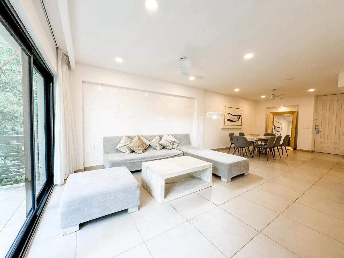 Ata30 -2 Bed Suite Gym Parking Wifi Beach Club Playa del Carmen