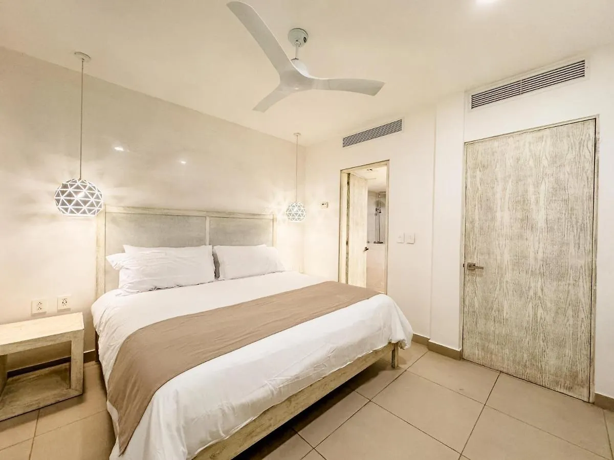 Ata30 -2 Bed Suite Gym Parking Wifi Beach Club Playa del Carmen 0*,