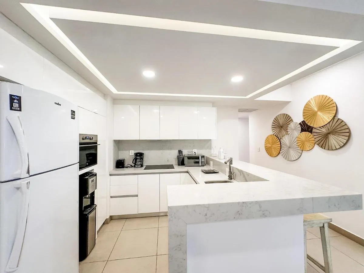 Apartment Ata30 -2 Bed Suite Gym Parking Wifi Beach Club Playa del Carmen