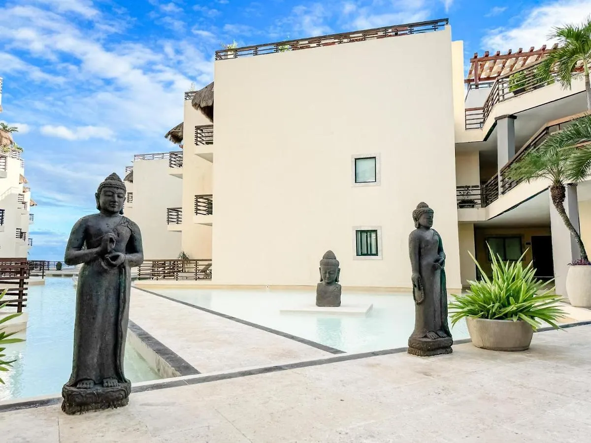 Ata30 -2 Bed Suite Gym Parking Wifi Beach Club Playa del Carmen Mexico
