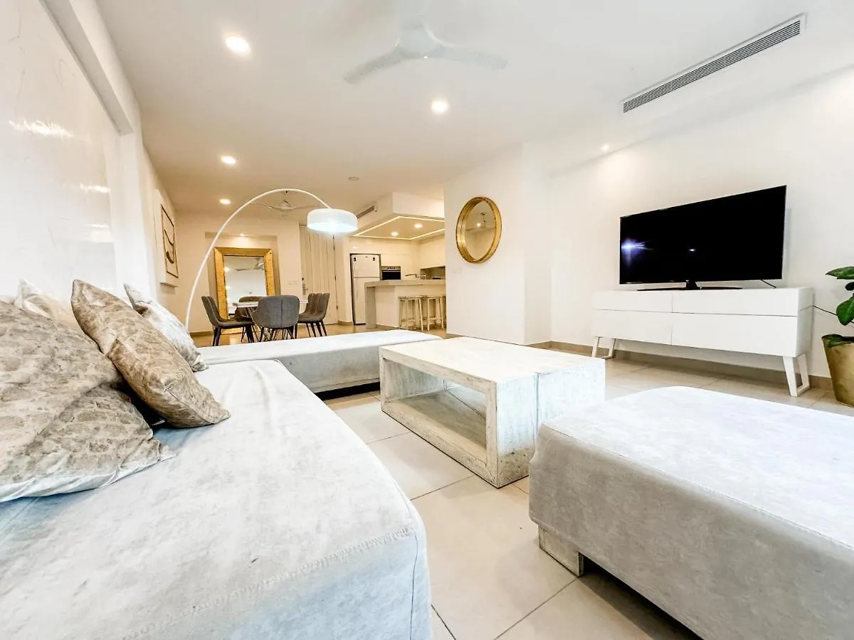 Ata30 -2 Bed Suite Gym Parking Wifi Beach Club Playa del Carmen Apartment